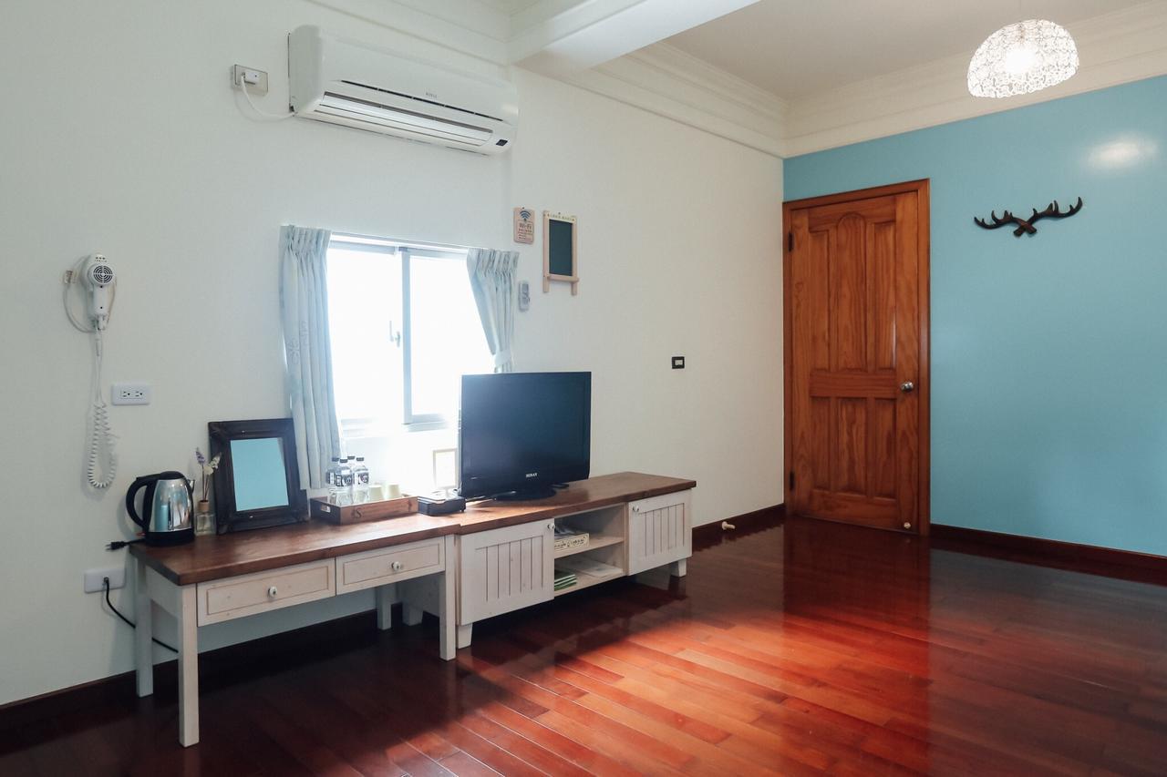 Jia Lin Homestay Donggang Exterior foto